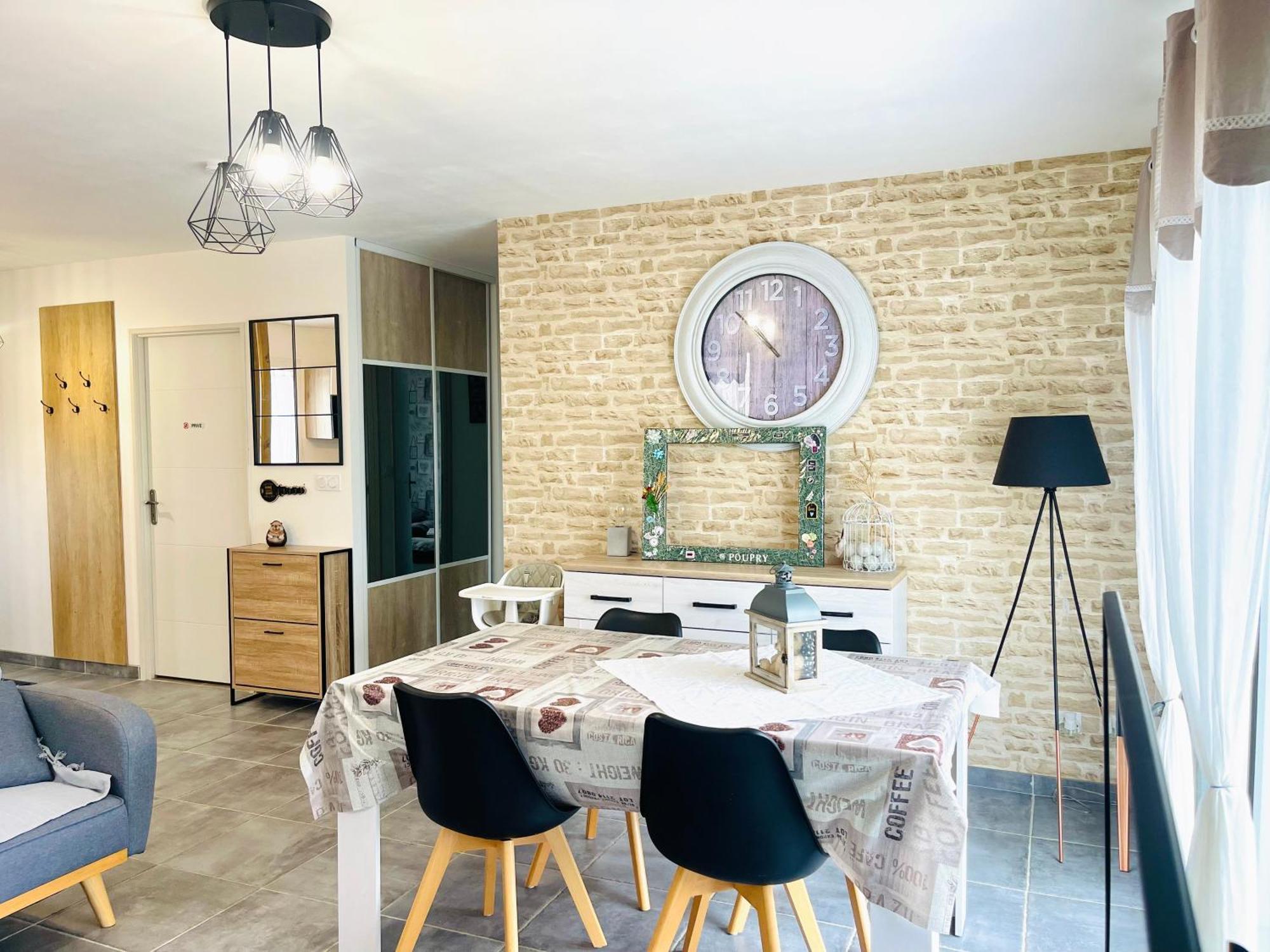 Petite Maison Au Calme Poupry Dış mekan fotoğraf