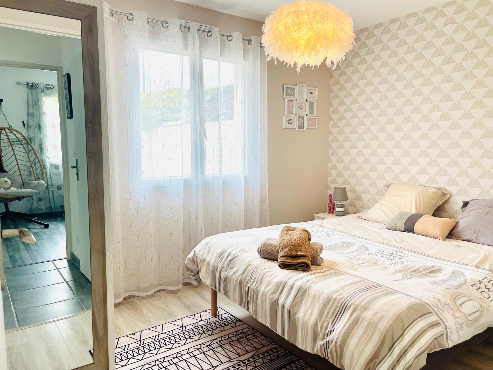 Petite Maison Au Calme Poupry Dış mekan fotoğraf