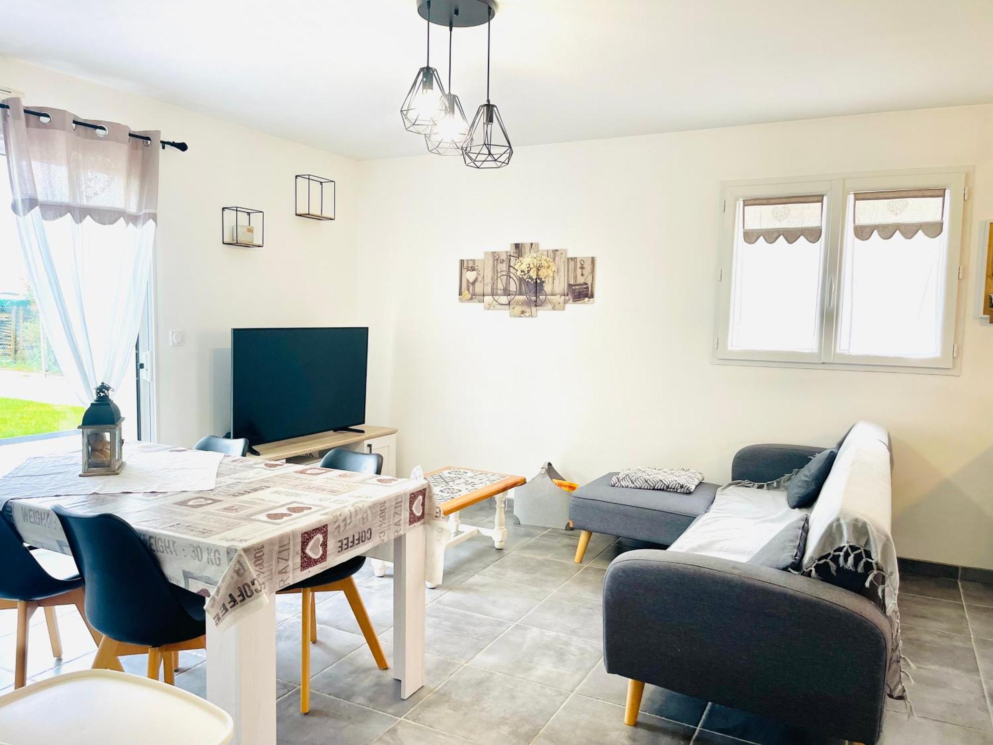 Petite Maison Au Calme Poupry Dış mekan fotoğraf