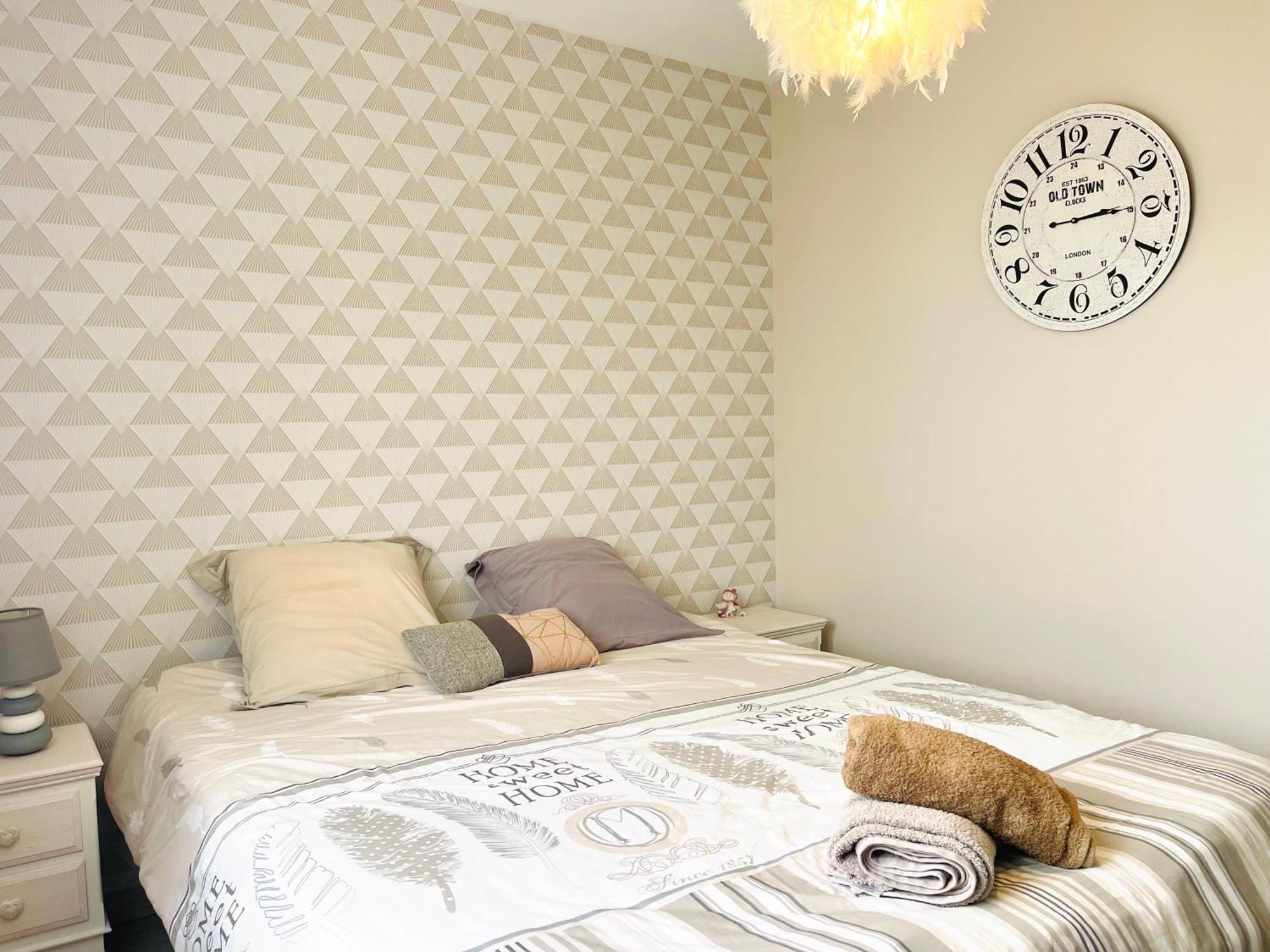 Petite Maison Au Calme Poupry Dış mekan fotoğraf