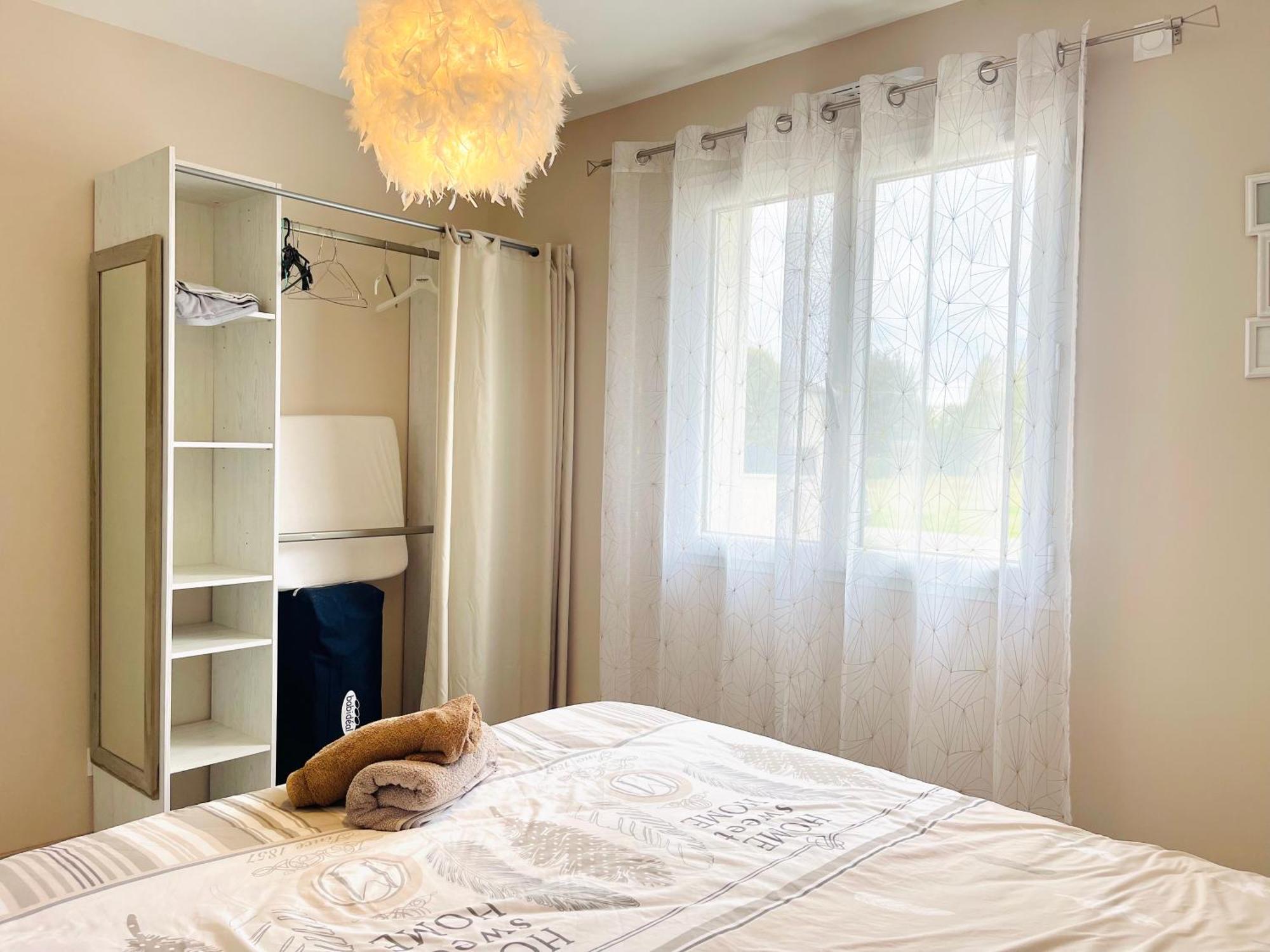 Petite Maison Au Calme Poupry Dış mekan fotoğraf