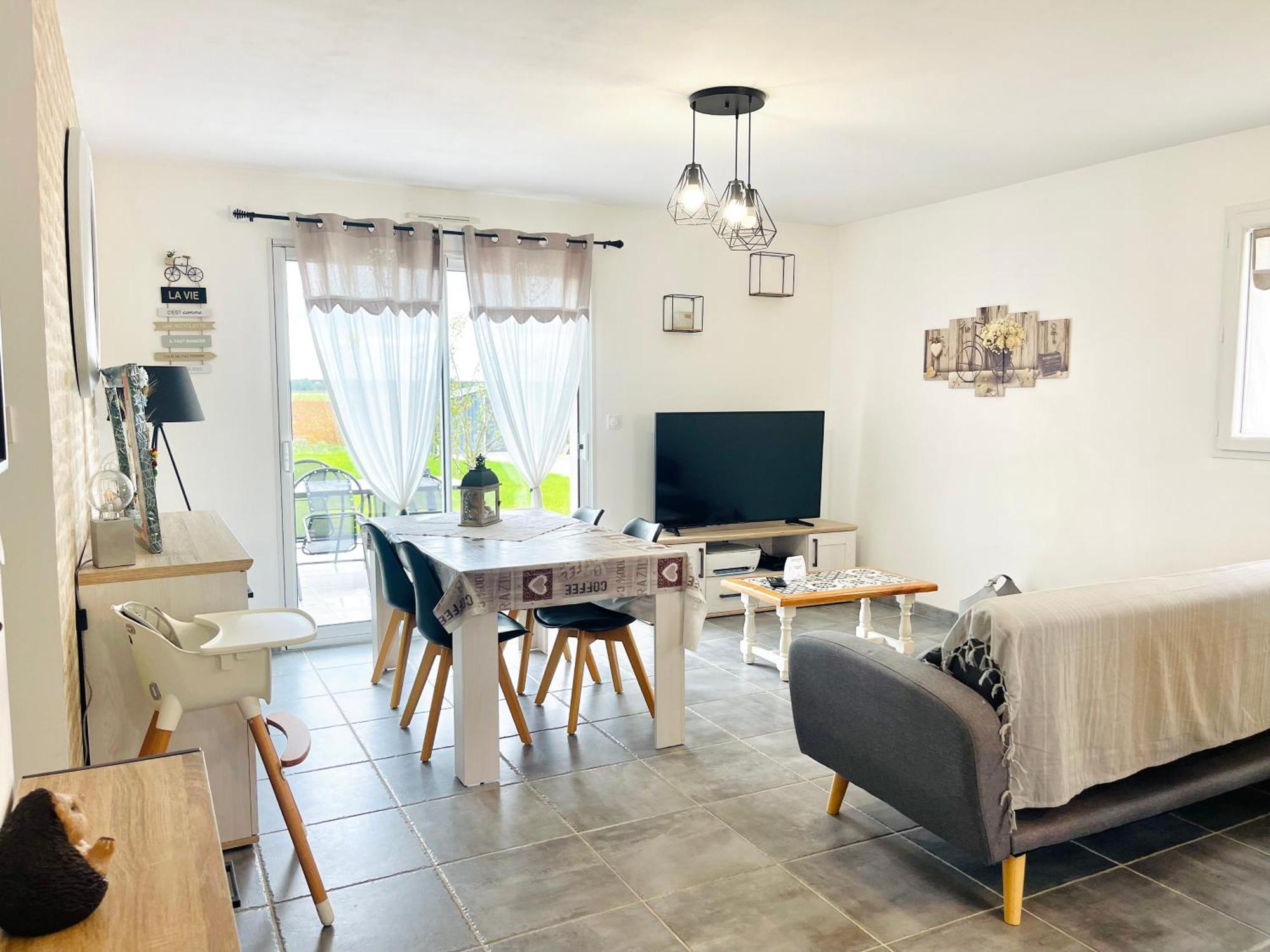 Petite Maison Au Calme Poupry Dış mekan fotoğraf